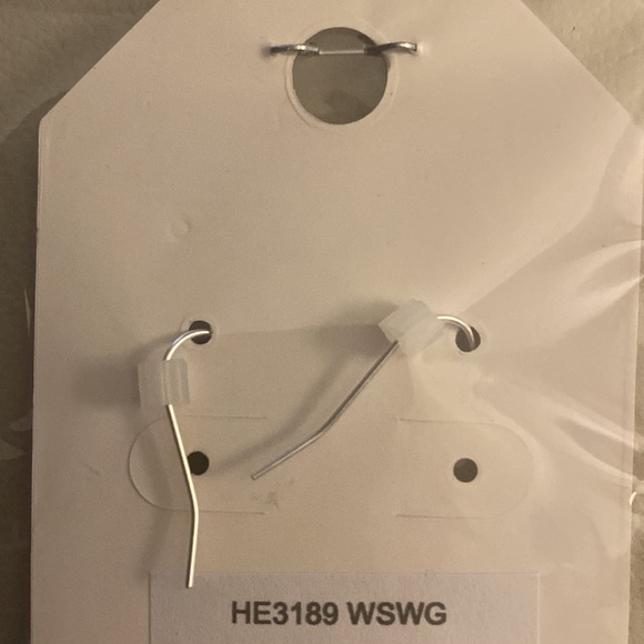 Silver & Gold Tear Drop Link Earrings. - Picture 2 of 2